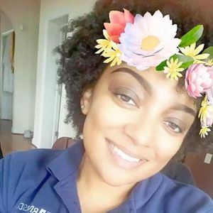 Meet your Posher, Jamila